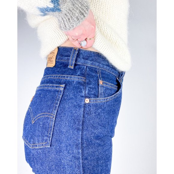 Meet your Posher, Megan - Picture 15 of 16